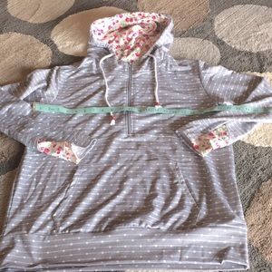 Women’s half zip gray white polkadots floral